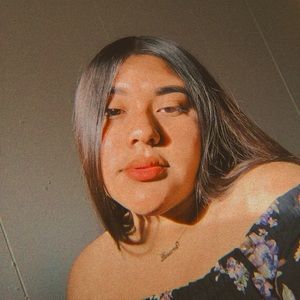 Meet your Posher, Lorena